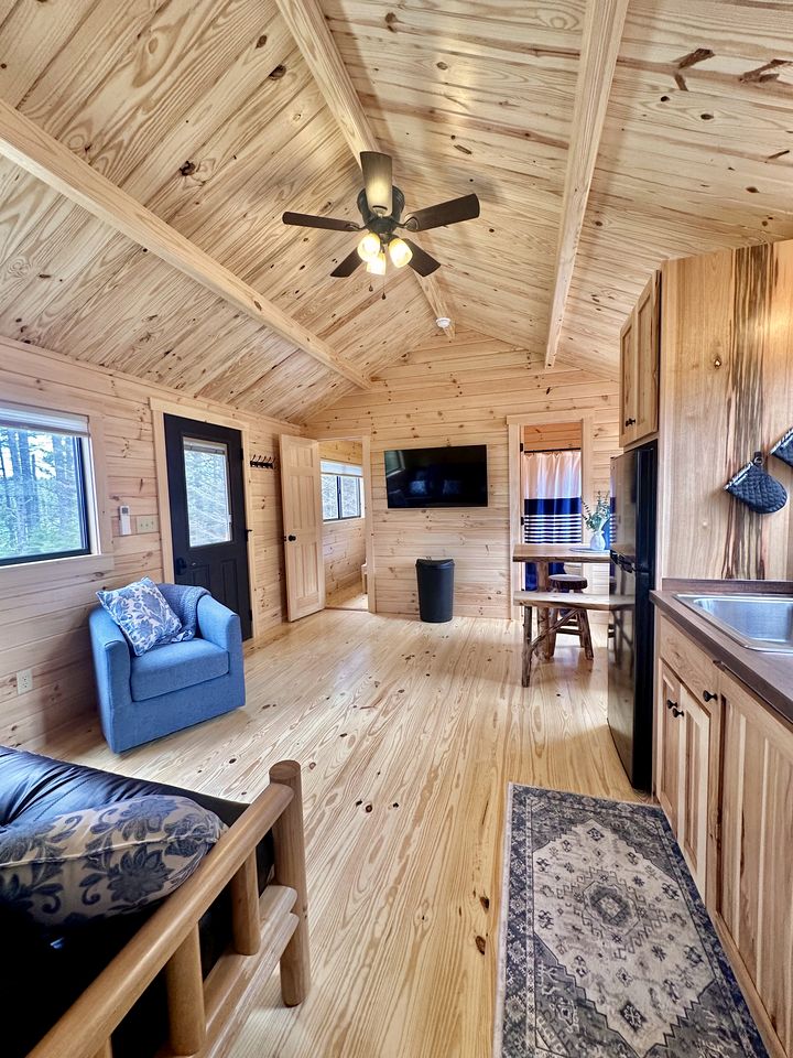 Fantastic Waterfront Wooden Cabin in Milbridge, Maine