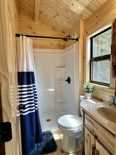 Cabins (United States of America, Milbridge, Maine)