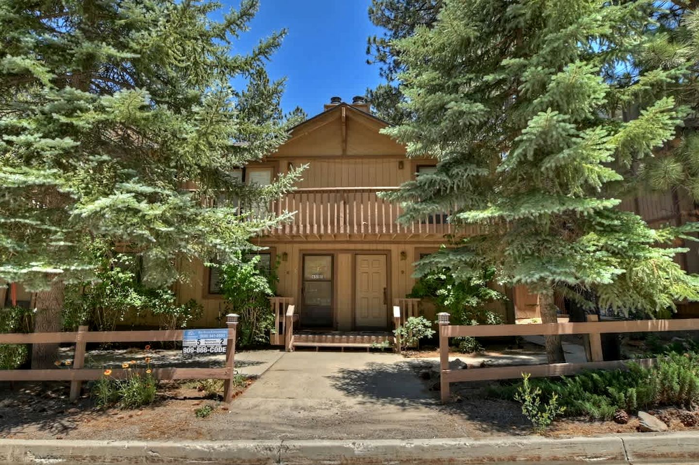 Fantastic Wooden Cabin with Barbecue in Big Bear Lake, California