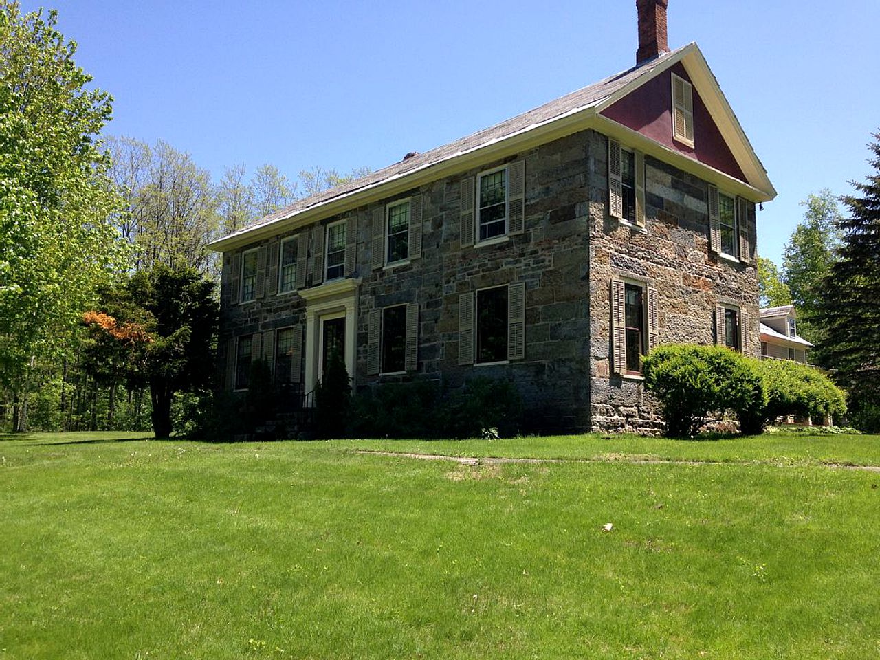 Five-Bedroom Private Mansion for Rent near Lake Dunmore, Vermont