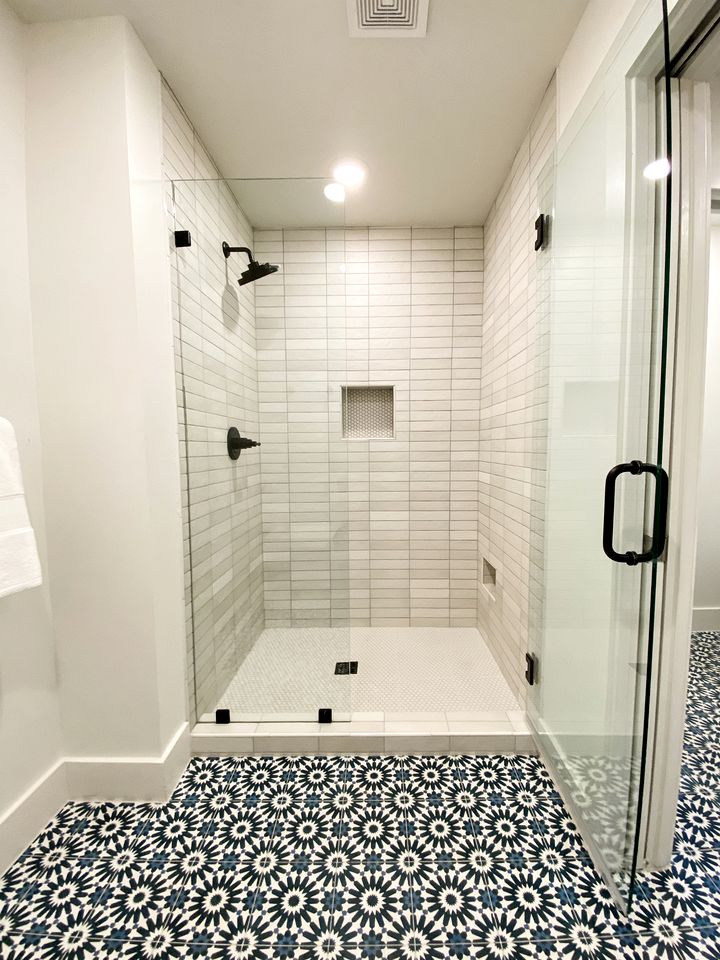 Elegant Farm House Beautifully Design in Texas