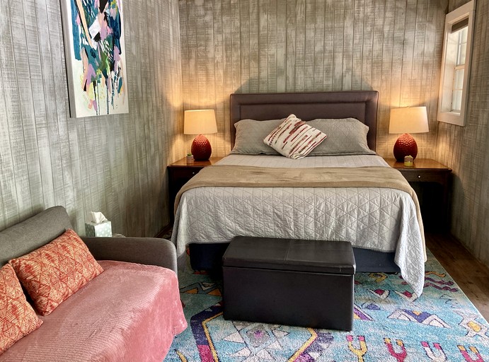 Farm Stand Cottage, Cottages, Weaverville, United States of America