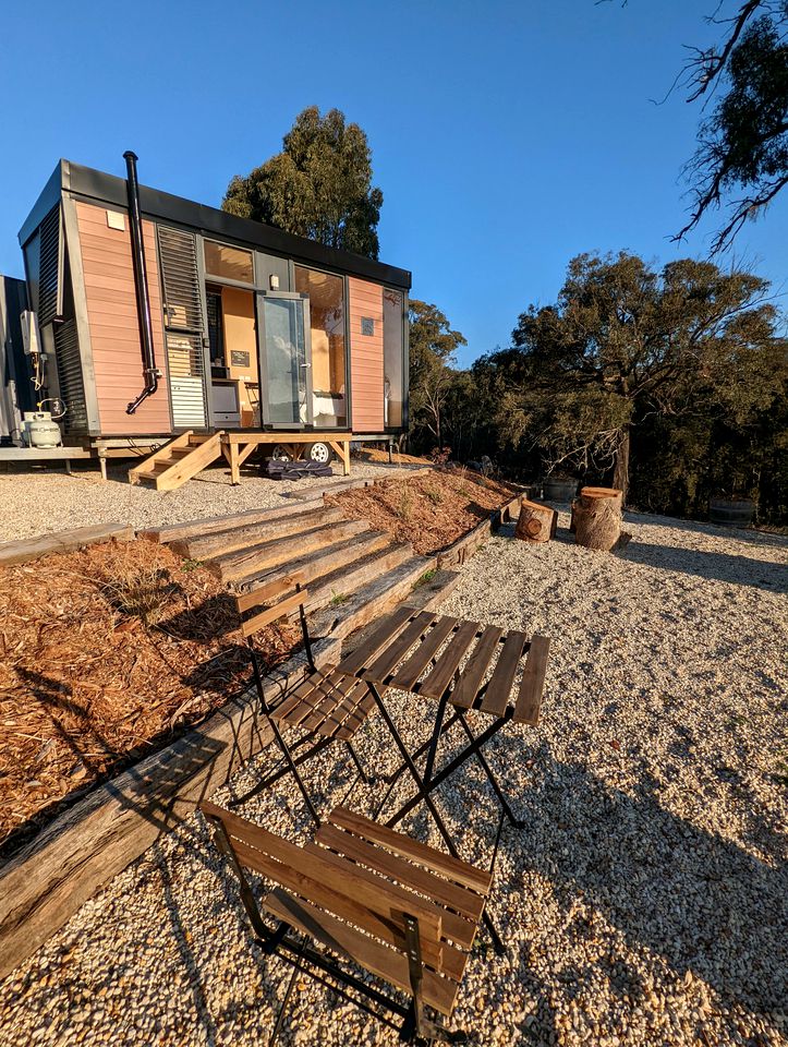 Farm Stay Glamping near the Pyrenees State Forest, Victoria