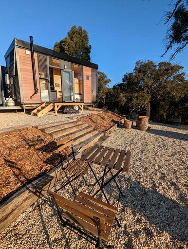 Vacation Rentals (Australia, --, --)