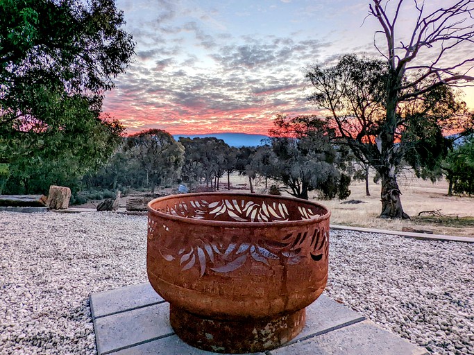 Vacation Rentals (Australia, --, --)