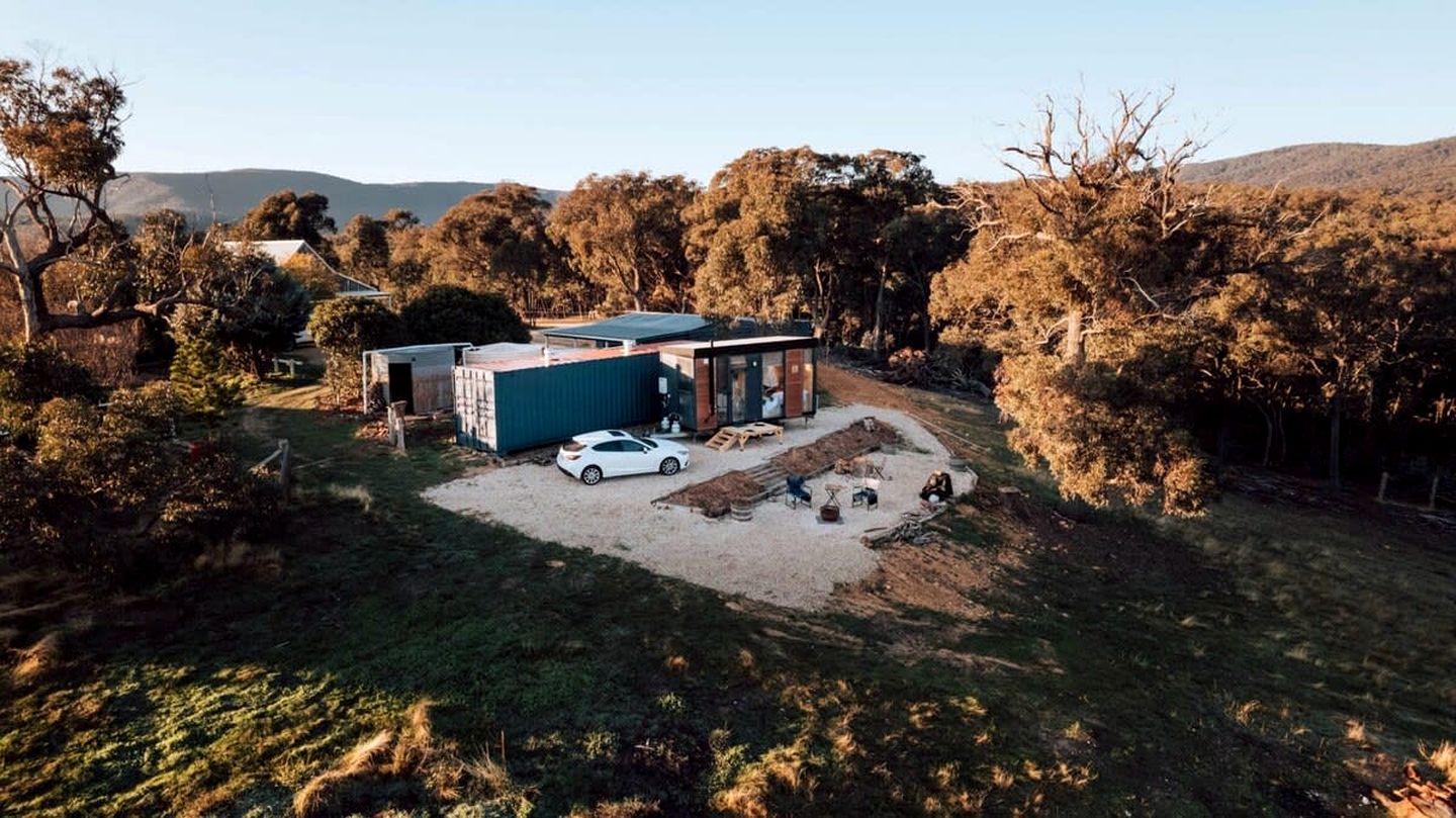 Farm Stay Glamping near the Pyrenees State Forest, Victoria