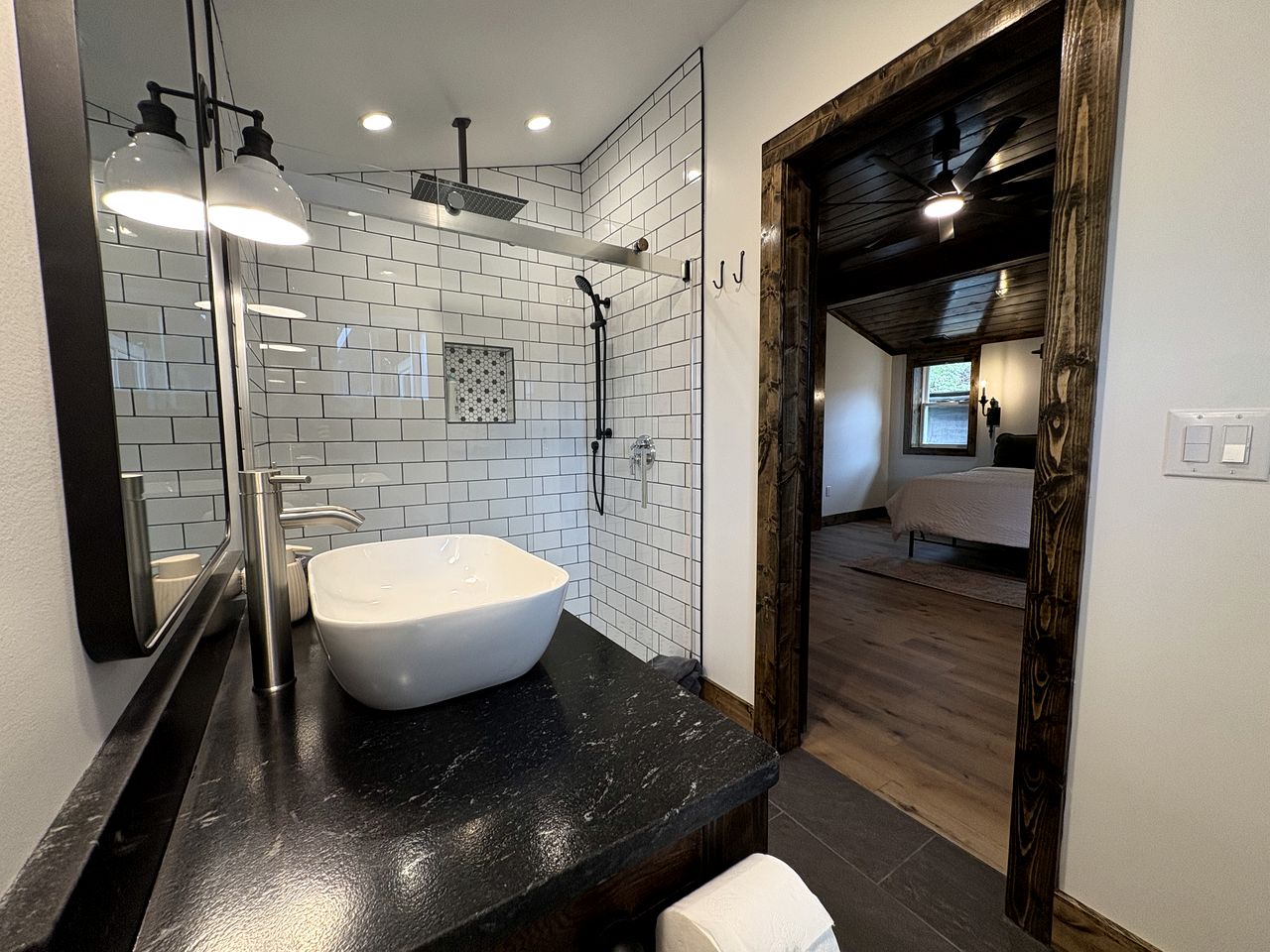Spacious and Luxurious Farmhouse with Private Hot Tub and Game Room, Perfect for a Weekend Escape from Asheville
