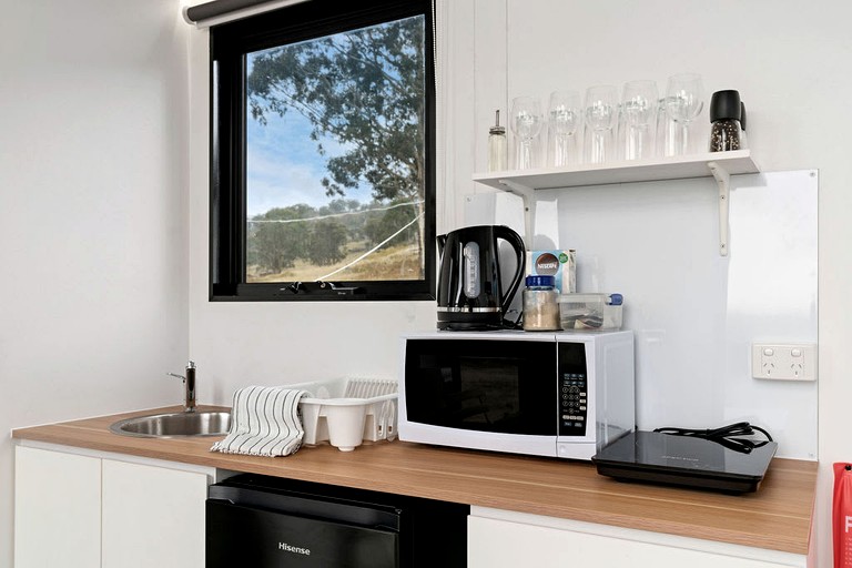 Vacation Rentals (Australia, Deepwater, Queensland)