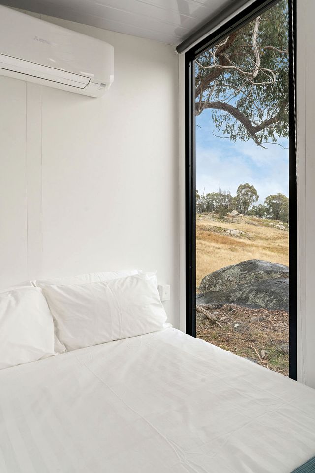 Farm Tiny House Stay Well Equipped in Deepwater, Queensland