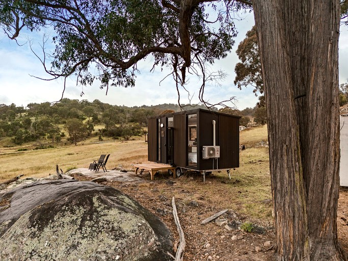 Vacation Rentals (Australia, Deepwater, Queensland)