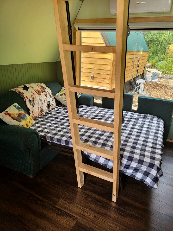Rustic Farm-Themed Cabin with Forest Views, Trails & Animal Encounters near Homestead Farm in British Columbia, Canada