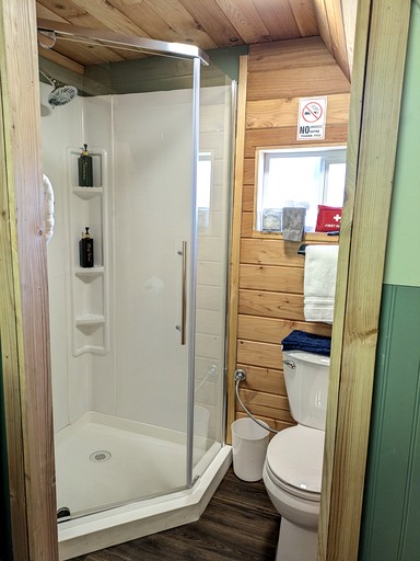 Vacation Rentals (Canada, qathet Regional District, British Columbia)