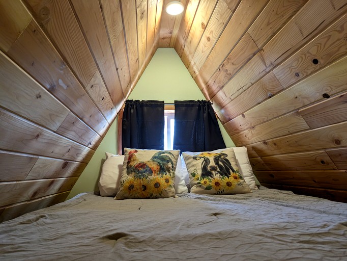 Vacation Rentals (Canada, qathet Regional District, British Columbia)