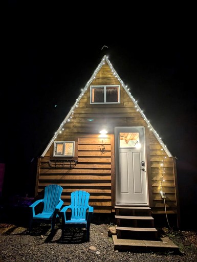 Vacation Rentals (Canada, qathet Regional District, British Columbia)