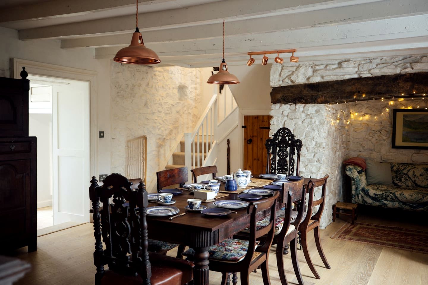 Charming Renovated Farmhouse with Billiard Room & Annex near Pembrokeshire Coast, Wales