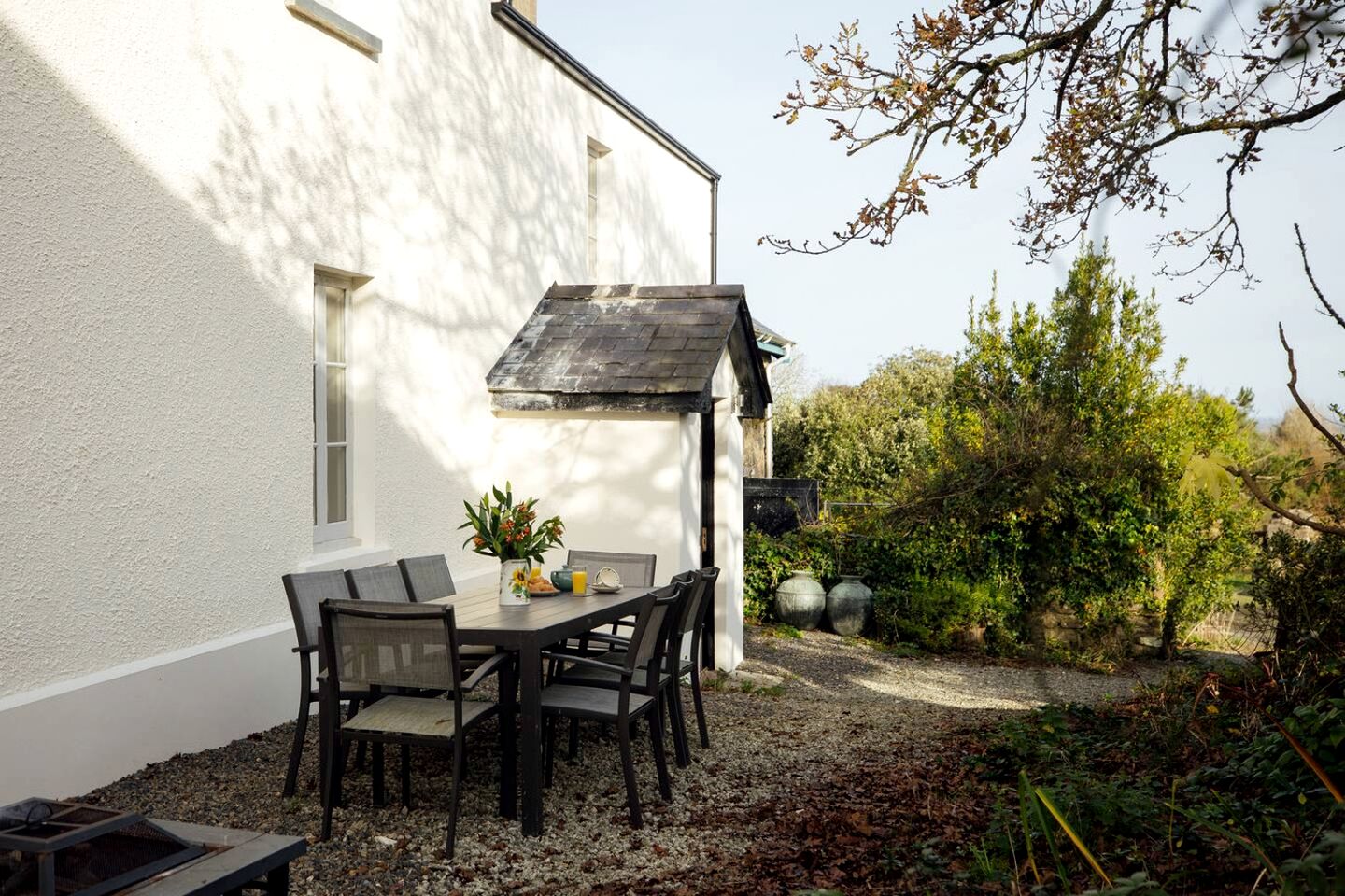 Charming Renovated Farmhouse with Billiard Room & Annex near Pembrokeshire Coast, Wales