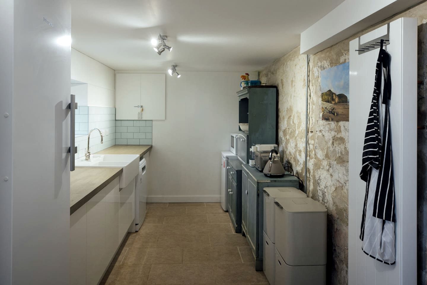 Charming Renovated Farmhouse with Billiard Room & Annex near Pembrokeshire Coast, Wales