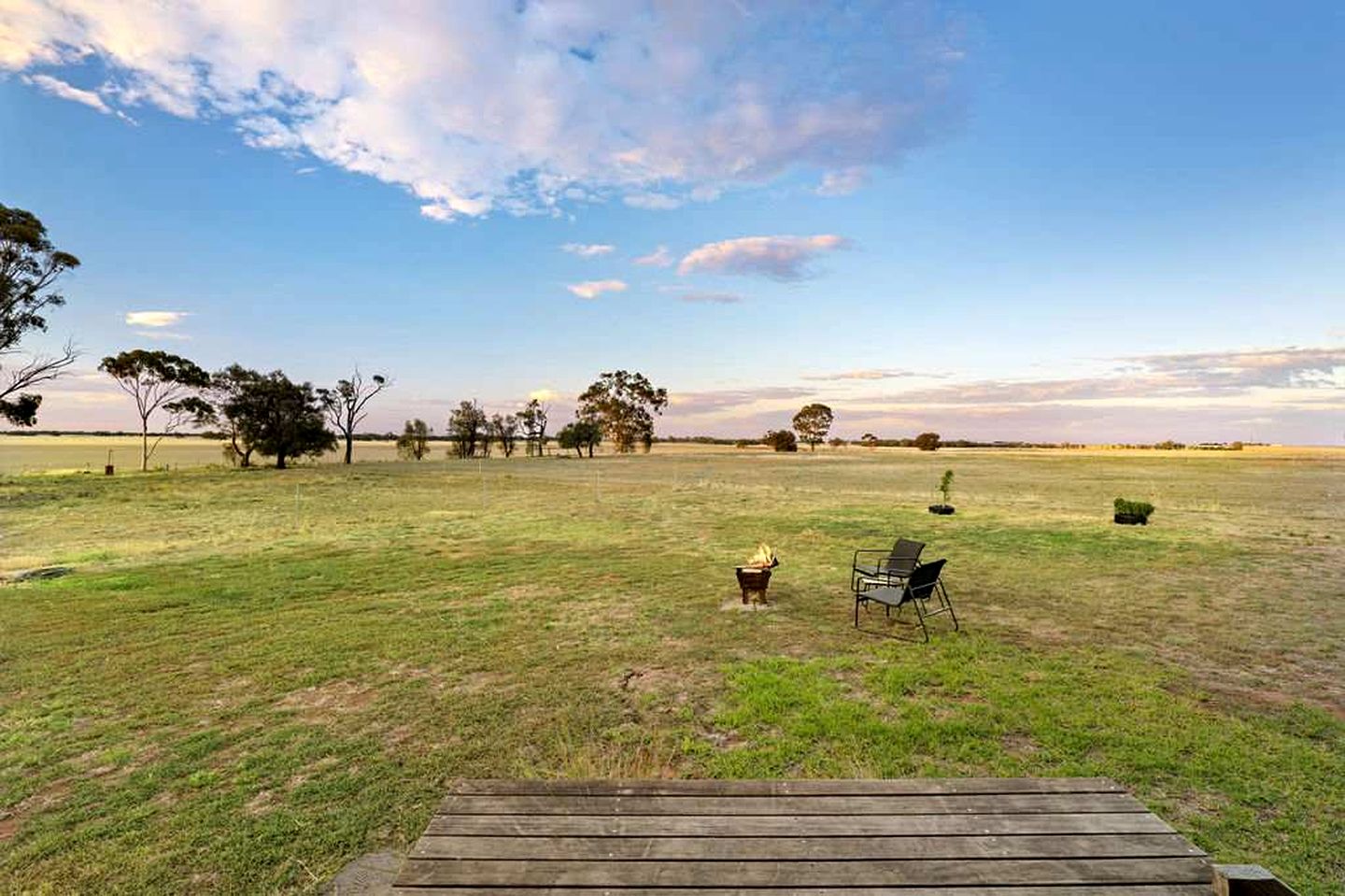 Farmstay Tiny House Glamping in Victoria for a Nature Escape