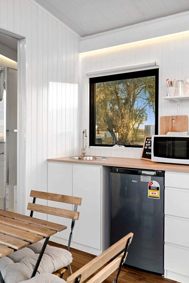 Farmstay Tiny House Glamping in Victoria for a Nature Escape