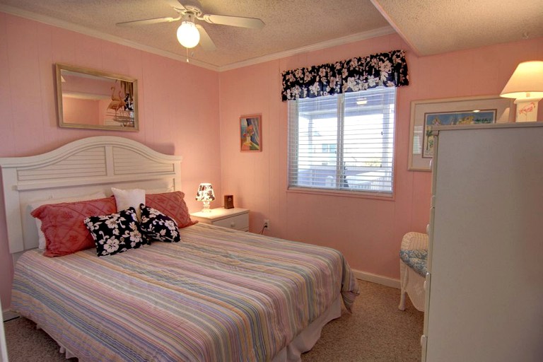 Vacation Rentals (Holden Beach, North Carolina, United States)
