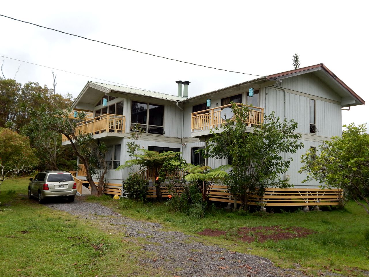 Secluded Luxury Cabin Rental with a Hot Tub near Kilauea, Hawaii