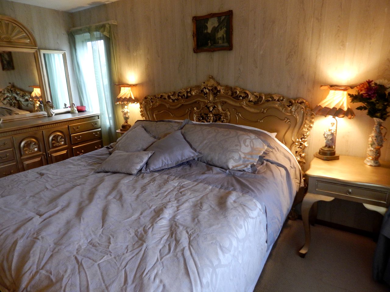 Elegant Suite Rental with a Shared Hot Tub in Fern Forest, Hawaii