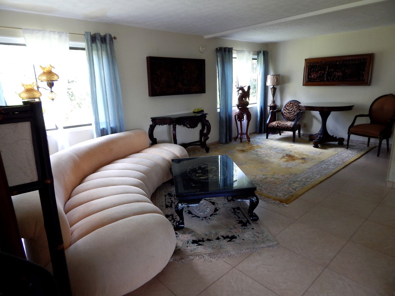 Elegant Suite Rental with a Shared Hot Tub in Fern Forest, Hawaii