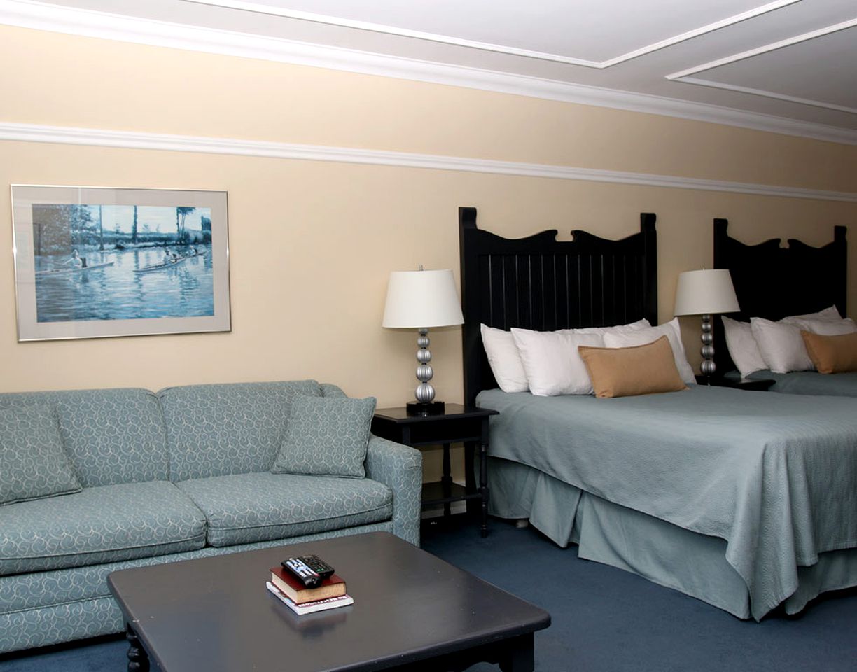 Group-Friendly Accommodation at an All-Inclusive Resort near Beaverton, Ontario