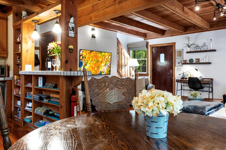 Cabins (United States of America, Guerneville, California)