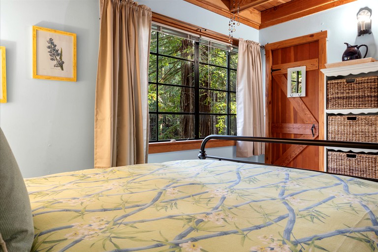 Cabins (United States of America, Guerneville, California)