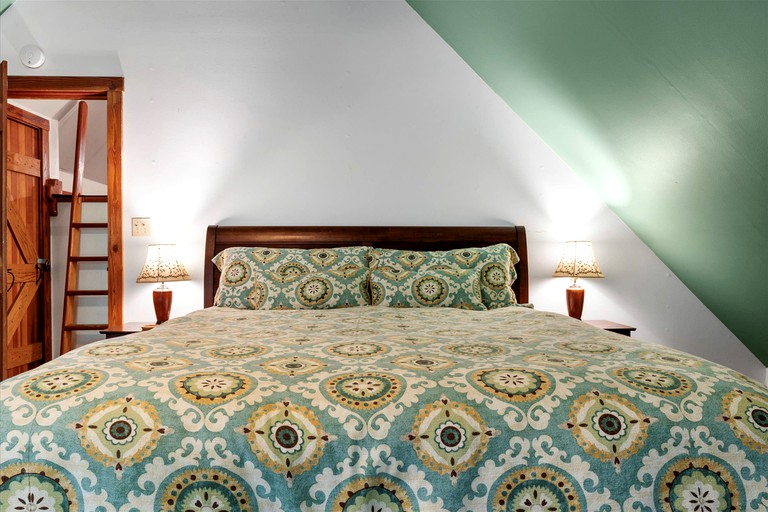 Cabins (United States of America, Guerneville, California)