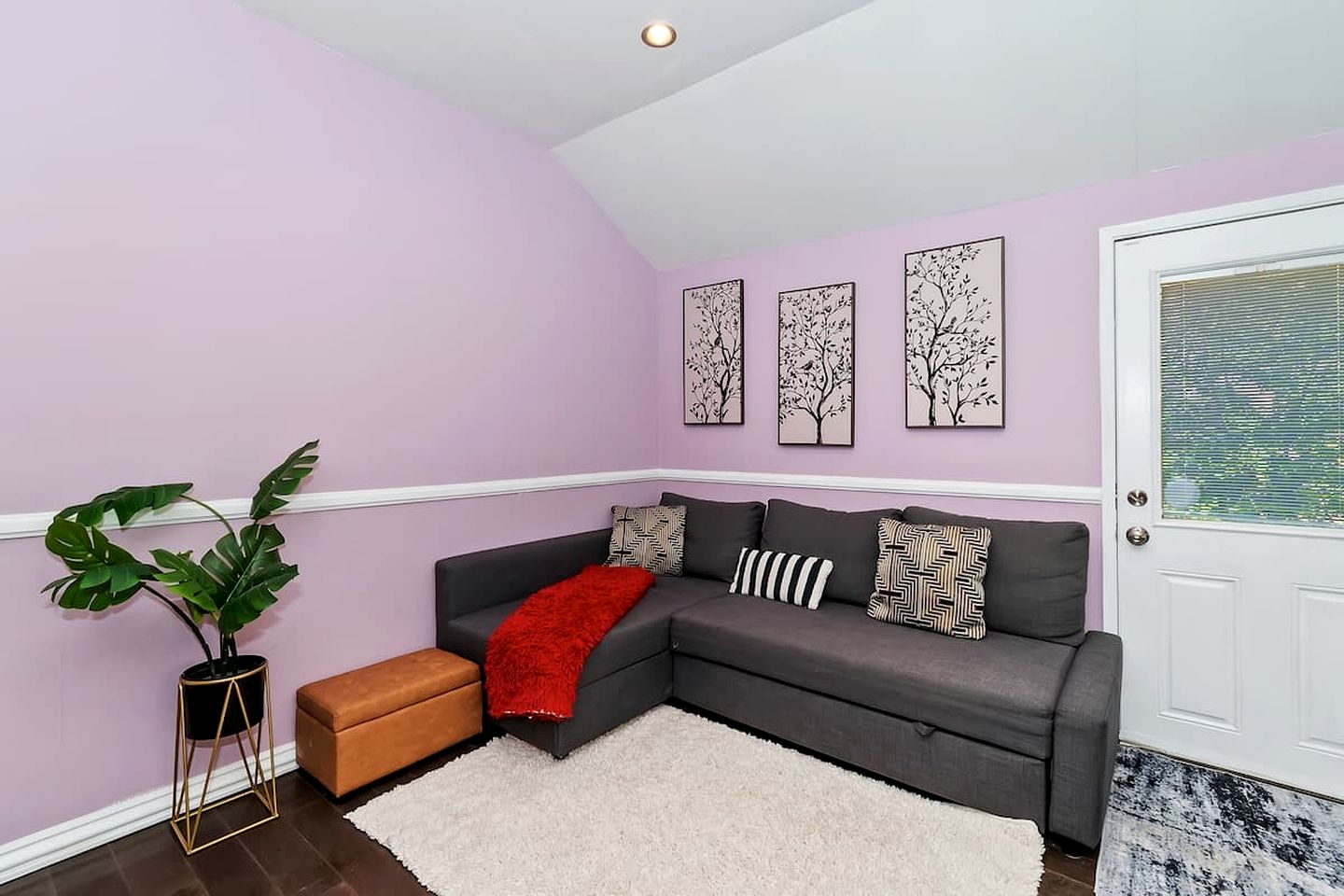 Cozy Mountain Cabin with Enclosed Yard & BBQ Near Big Bear Lake – Big Bear, CA