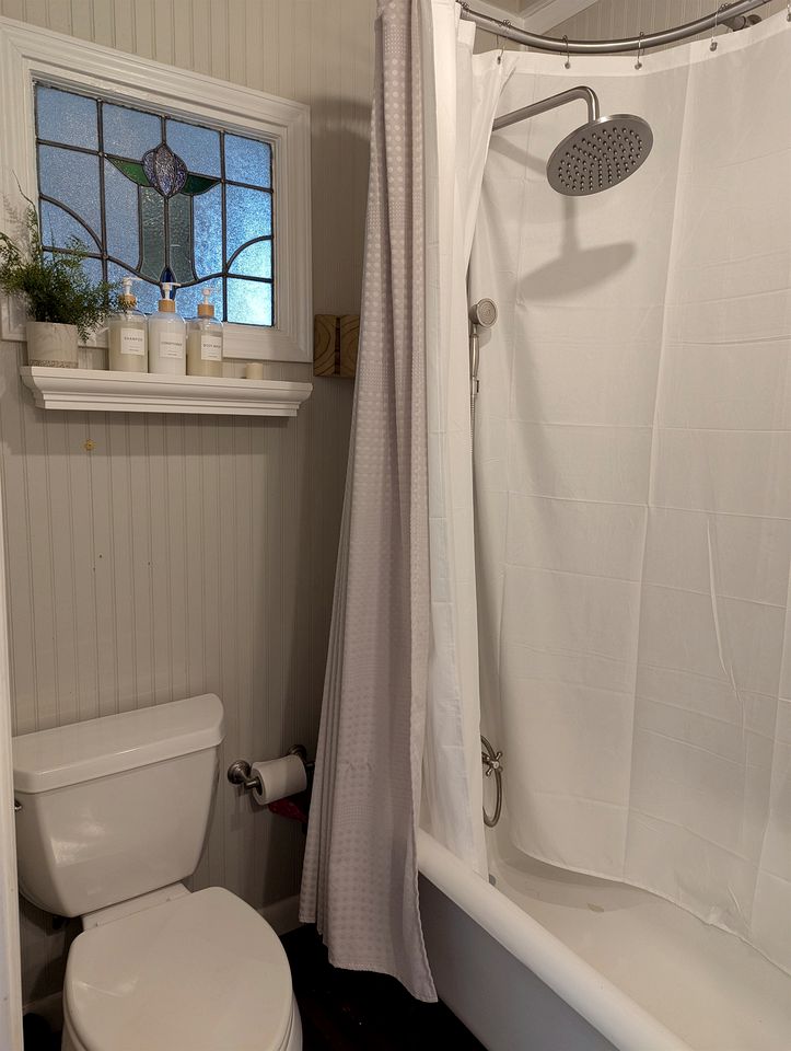 Secluded Mountain Cabin Retreat with Scenic Woodland Views near Black Mountain, NC