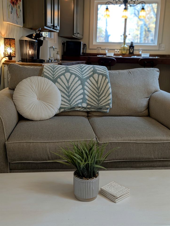 Secluded Mountain Cabin Retreat with Scenic Woodland Views near Black Mountain, NC