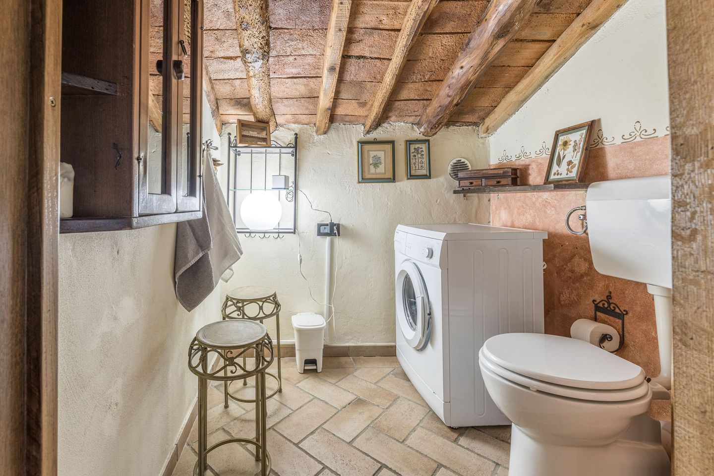 Pet-Friendly Dream Villa with Incredible Design Indoor and Outdoor in Prato, Tuscany