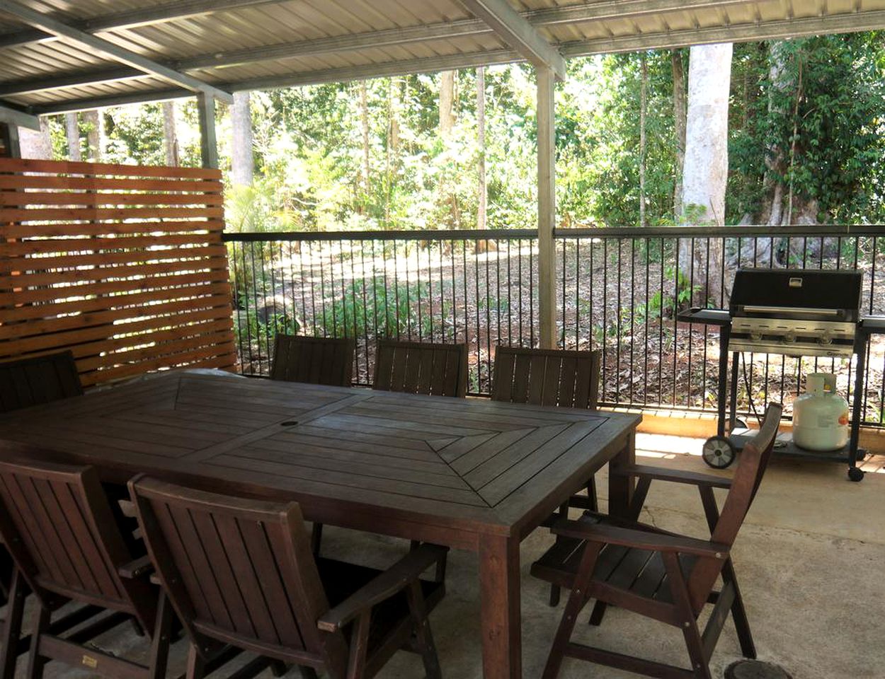 Charming Riverside Cabin near Cairns, Queensland