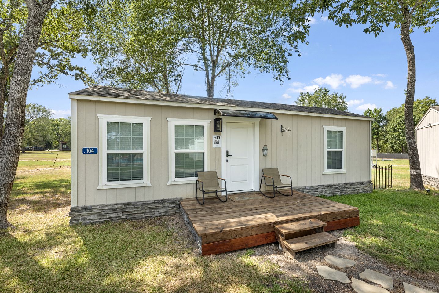 Peaceful Luxury Tiny Home Resort with Pool & Goats near Houston, Hempstead Texas – Entire Property Rental