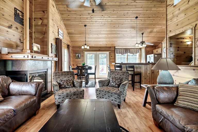 Cabins (United States of America, Gatlinburg, Tennessee)