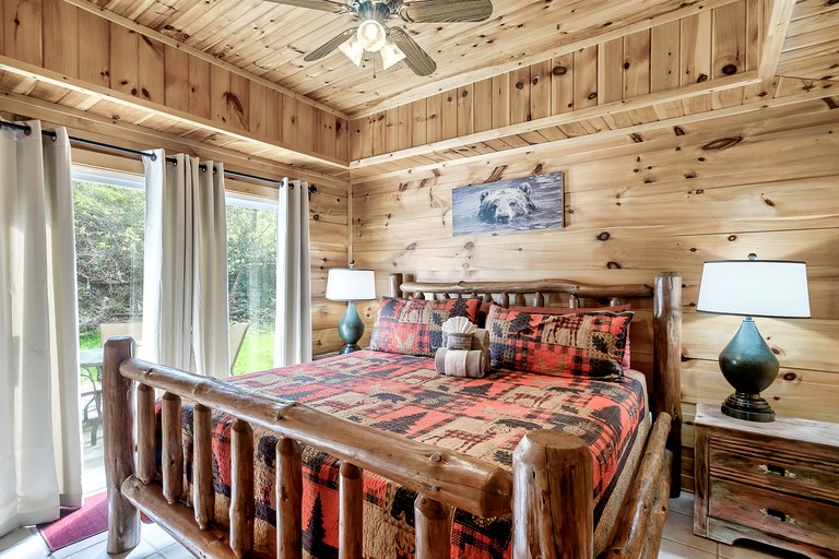 Cabins (United States of America, Gatlinburg, Tennessee)