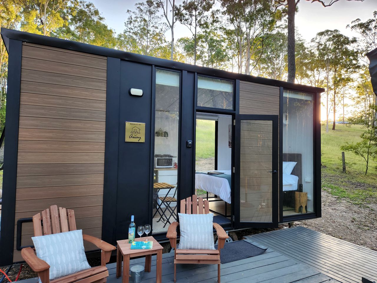 Luxury Tiny House with Firepit, Barbecue and Outdoor Bathtub in New South Wales, Australia