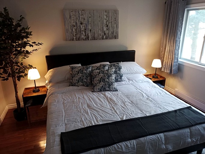 Cottages (Canada, Kawartha Lakes, Ontario)