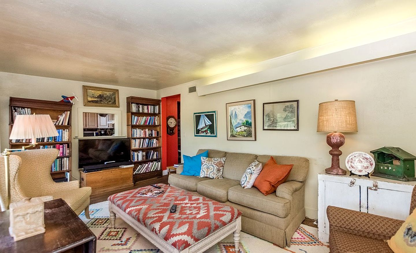 Stunning Lakefront Cottage with Amazing Outdoor Living Area in Fredericksburg, Texas