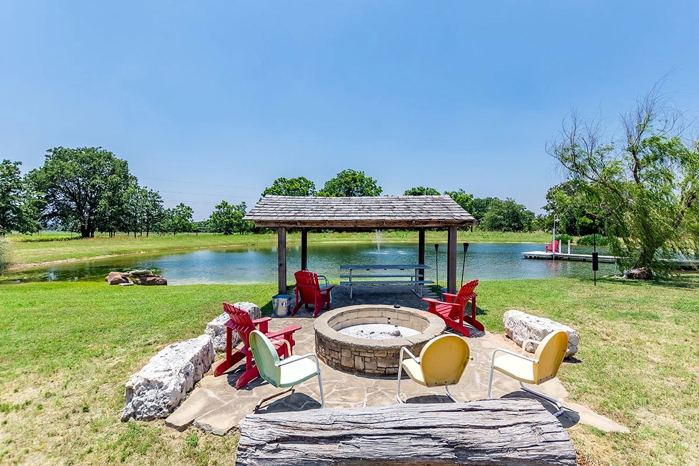 Stunning Lakefront Cottage with Amazing Outdoor Living Area in Fredericksburg, Texas
