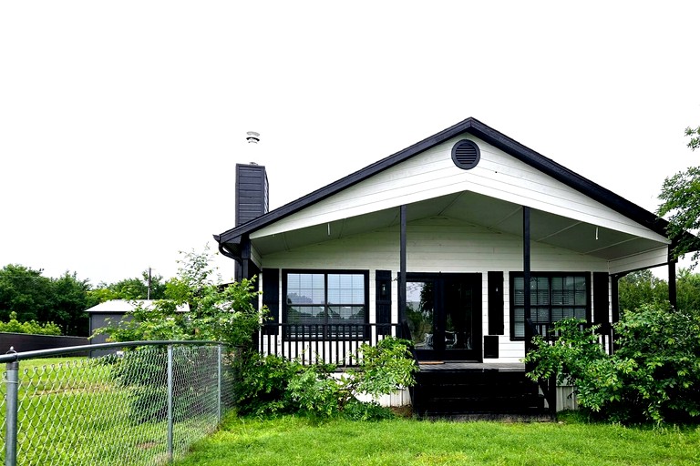 Modern Vacation Rental near Lake Fork for a Fantastic Family Getaway in Texas