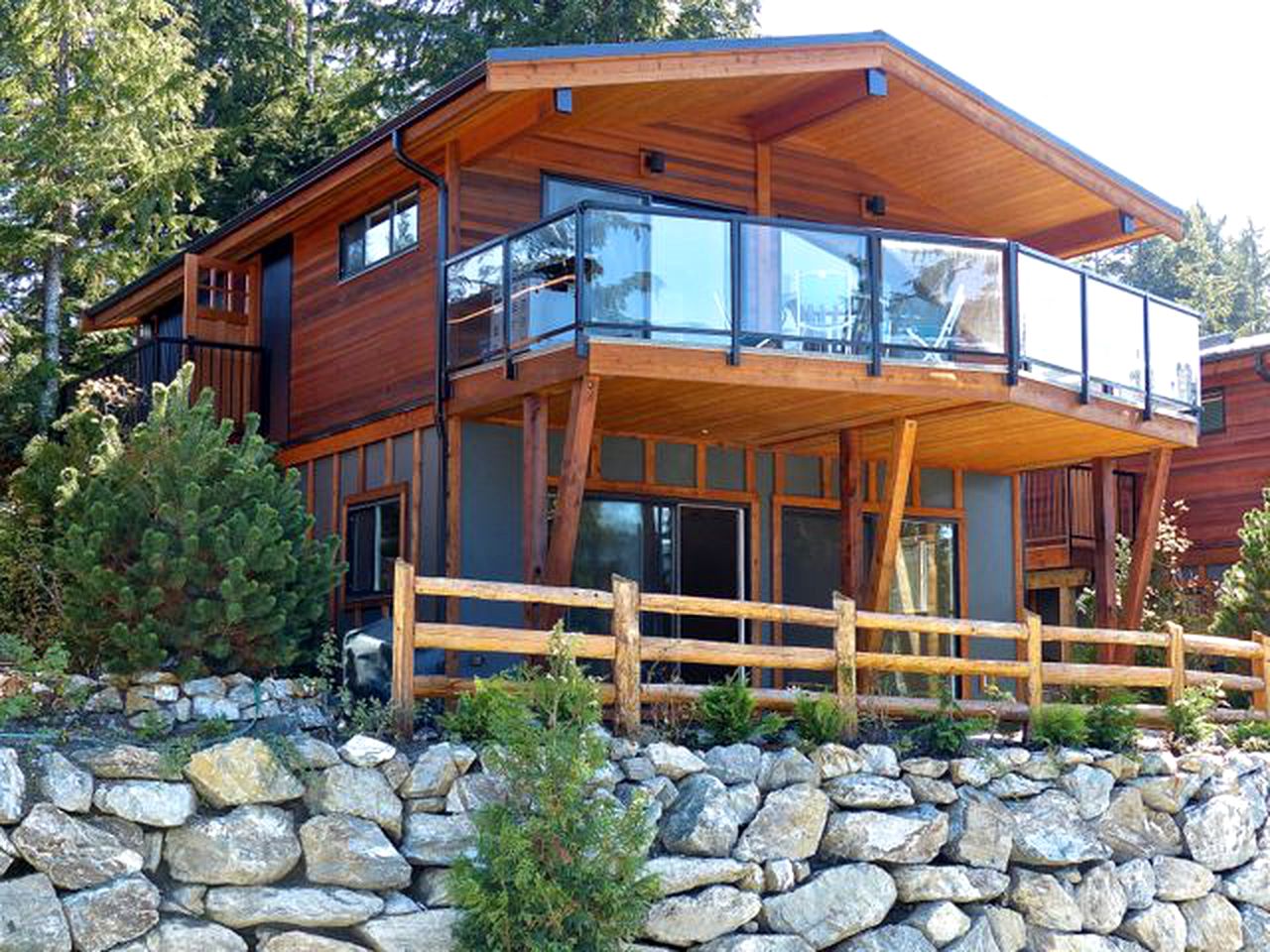 Oceanfront Cottage in Port Renfrew, British Columbia