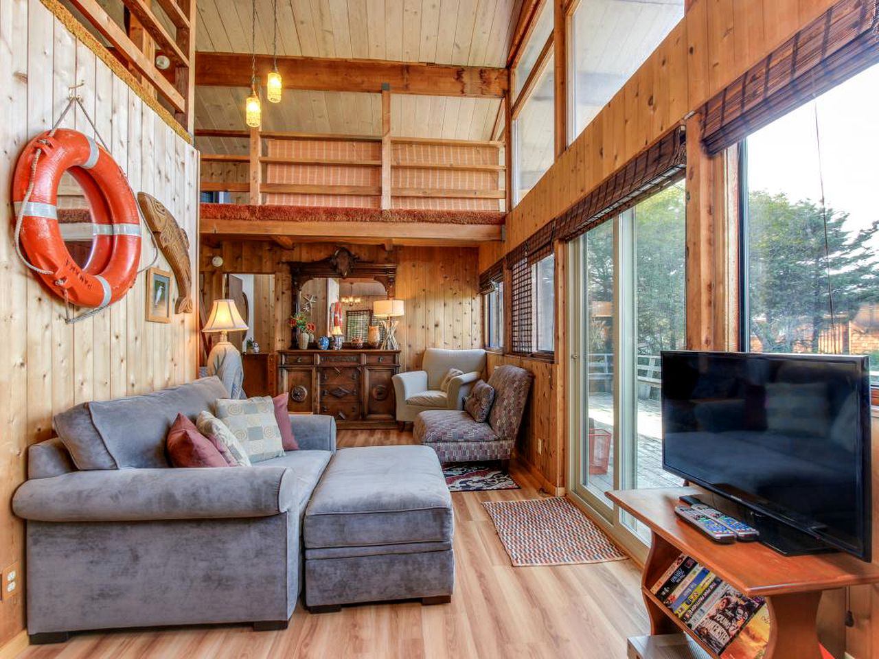 DogFriendly Cabin near Pacific City, Oregon