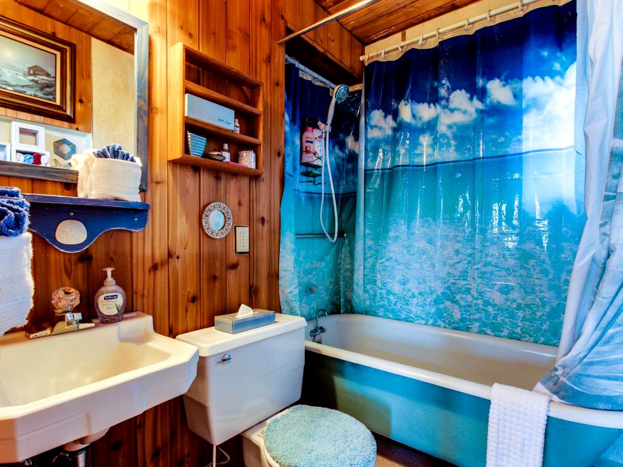 DogFriendly Cabin near Pacific City, Oregon