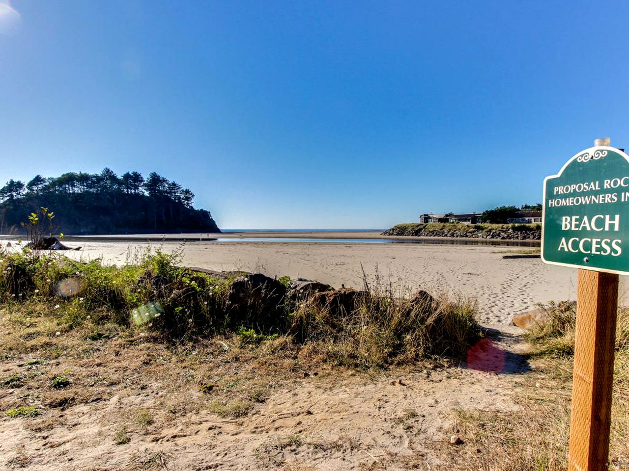 DogFriendly Cabin near Pacific City, Oregon
