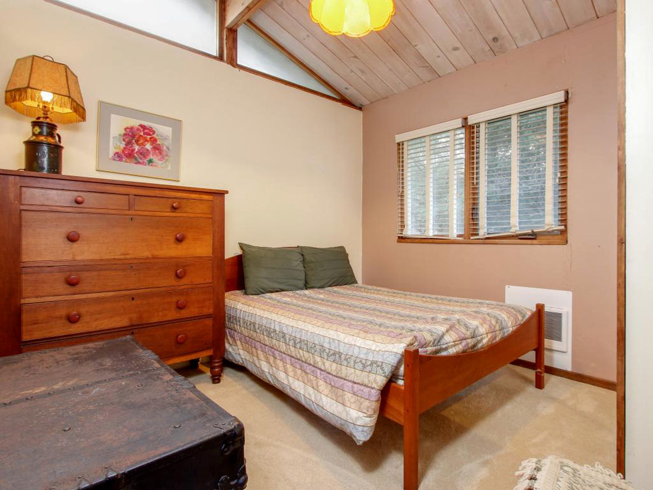 DogFriendly Cabin near Pacific City, Oregon