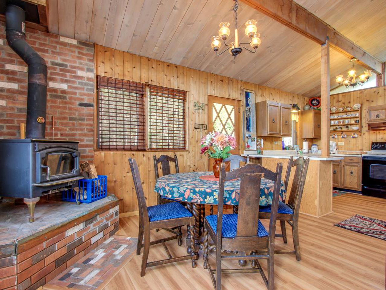 DogFriendly Cabin near Pacific City, Oregon